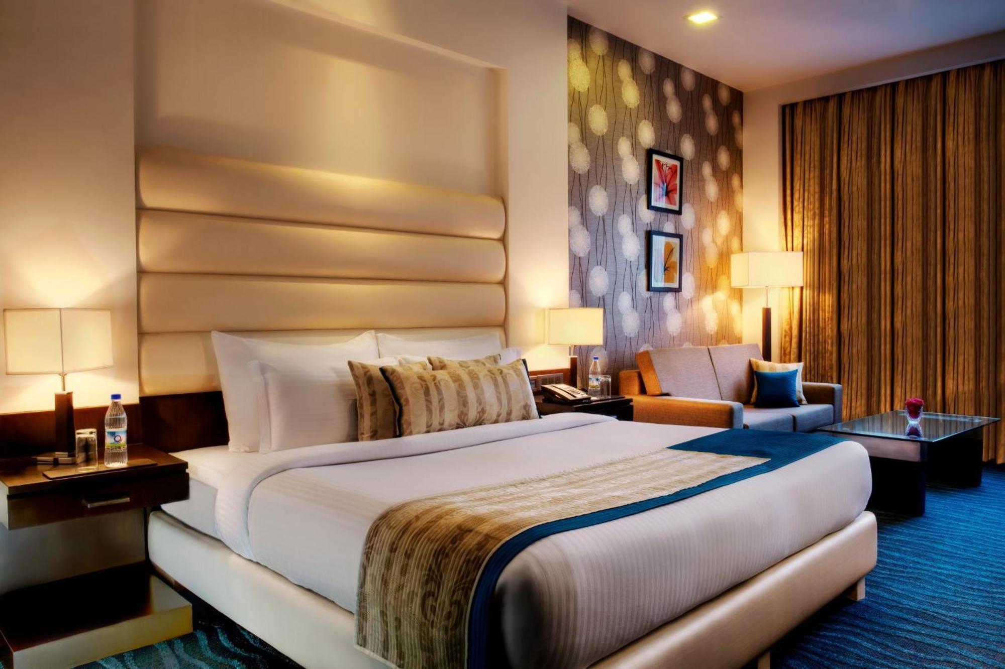 Golden Tulip Bhiwadi Exterior foto
